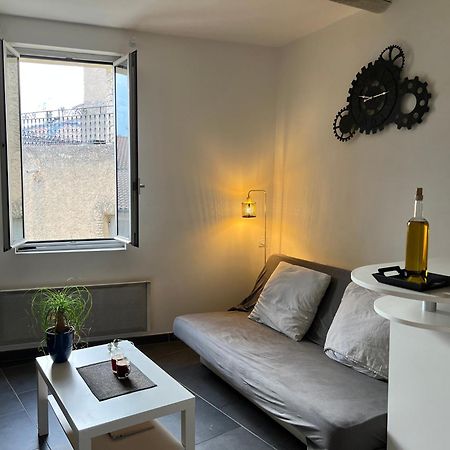 Cosy Studio Hyper Centre Avec Kitchenette & Climatisation Carpentras Extérieur photo