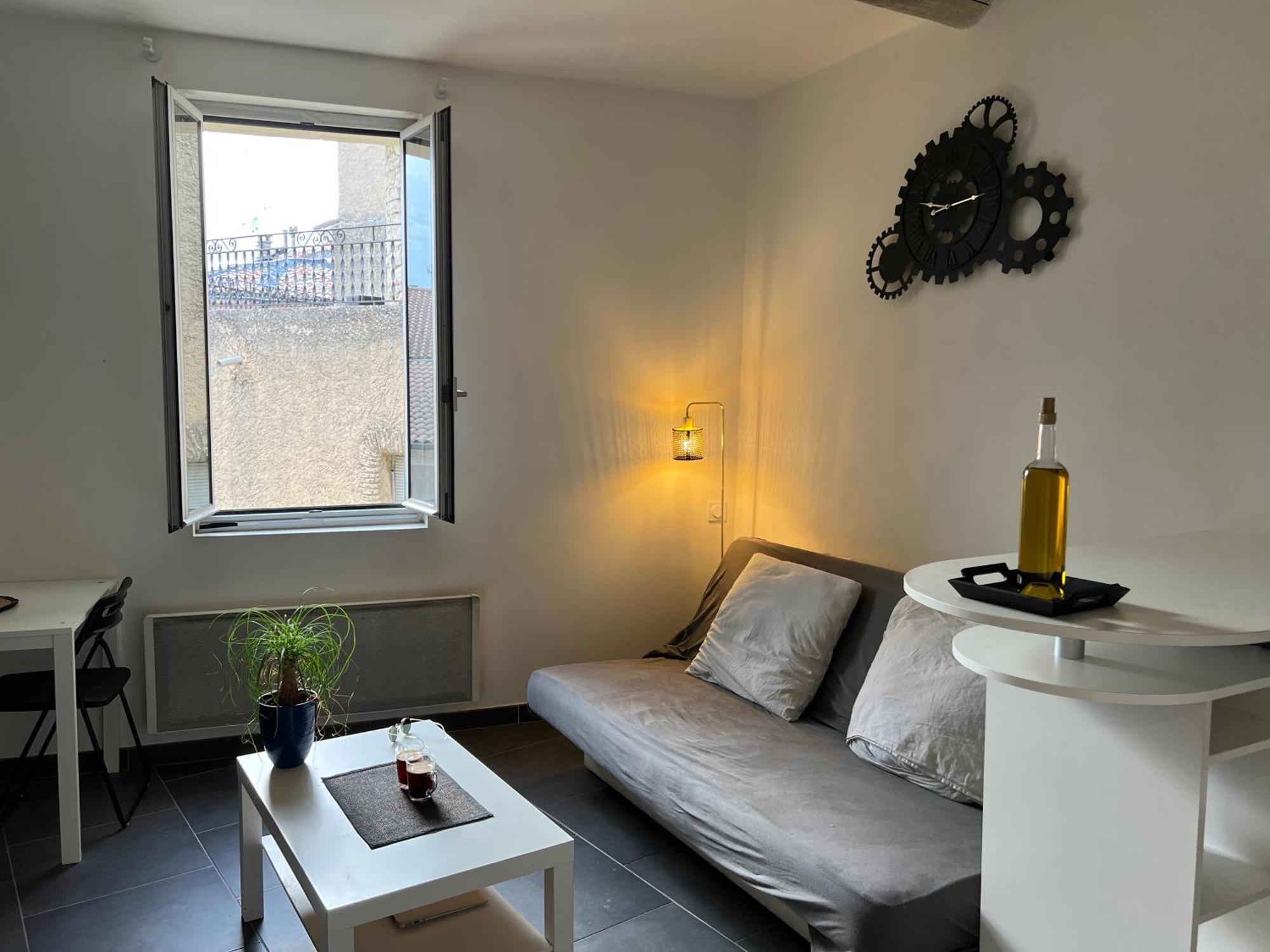 Cosy Studio Hyper Centre Avec Kitchenette & Climatisation Carpentras Extérieur photo
