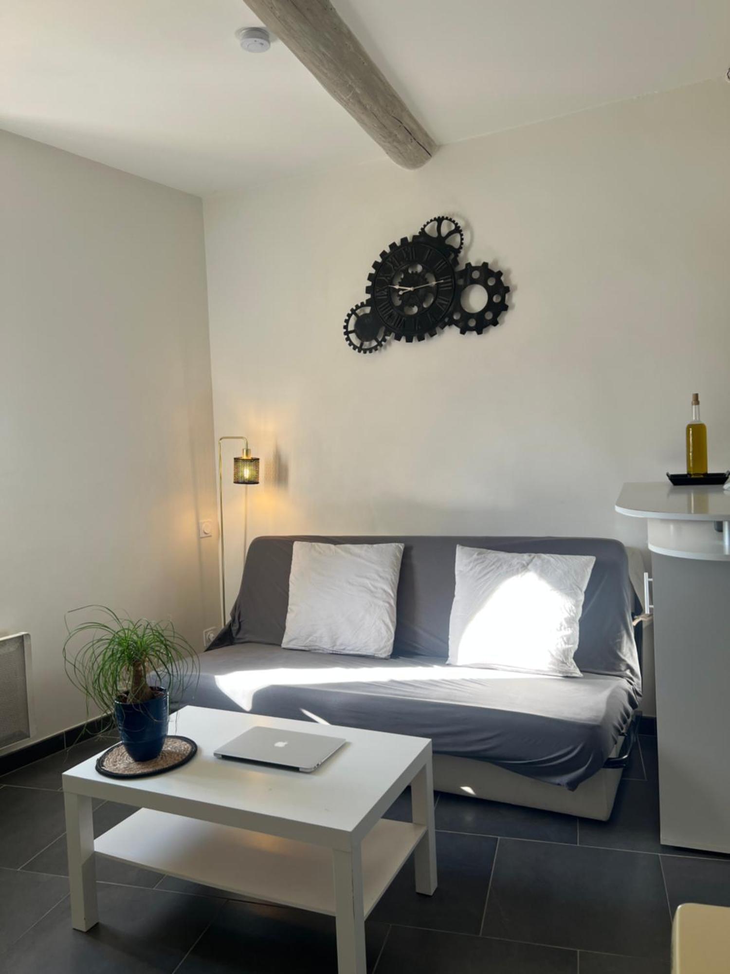 Cosy Studio Hyper Centre Avec Kitchenette & Climatisation Carpentras Extérieur photo